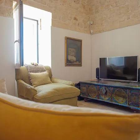 Casa Pietra Bianca Fay Apartment